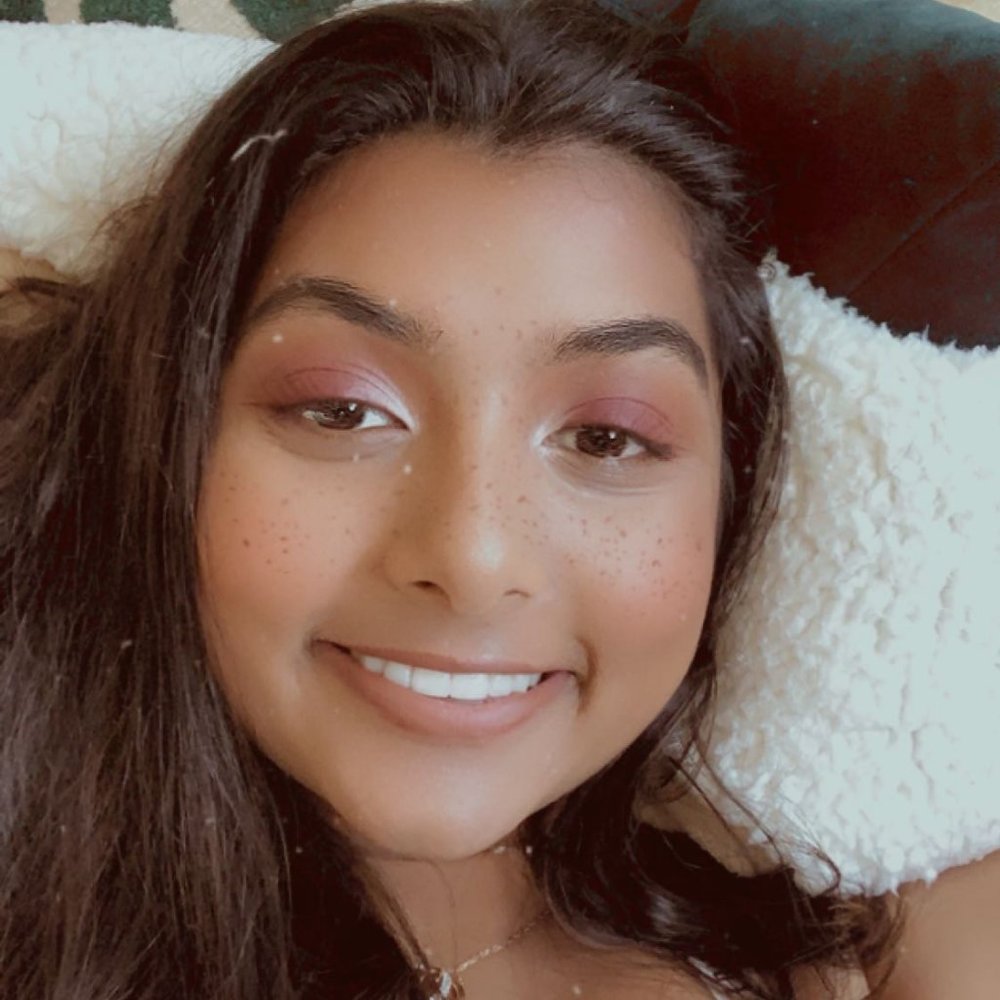 Meet your Posher, Neha